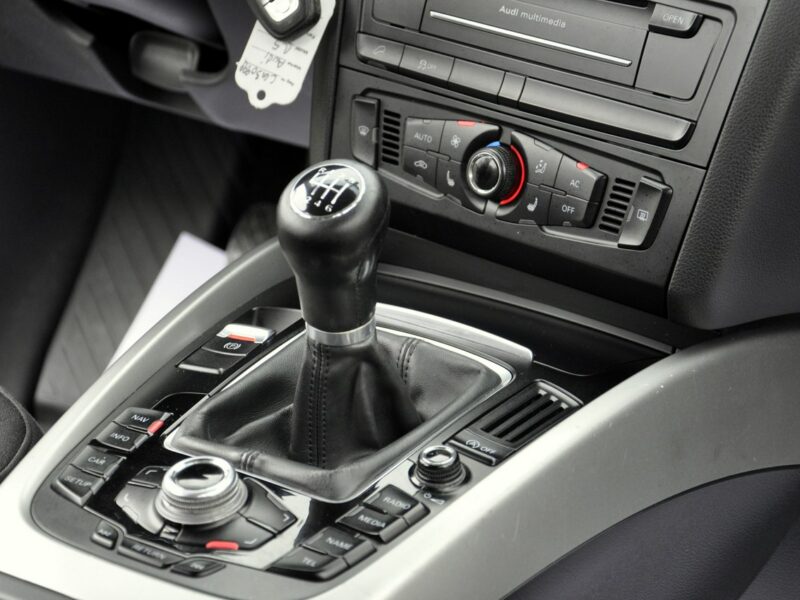 Audi Q5 2,0TDi 143KM*Quattro*MMi*Navi*Model2011*Serwis*Alu*DVD 8R (2008-)