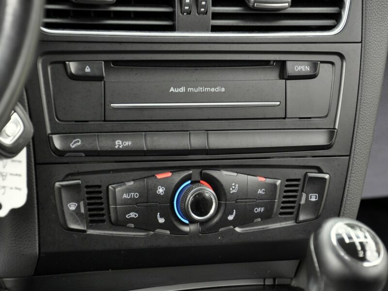 Audi Q5 2,0TDi 143KM*Quattro*MMi*Navi*Model2011*Serwis*Alu*DVD 8R (2008-)