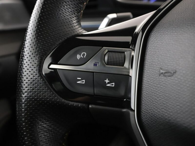Peugeot 508 GT Line skóra/alcantra full LED panorama kamery II (2018-)