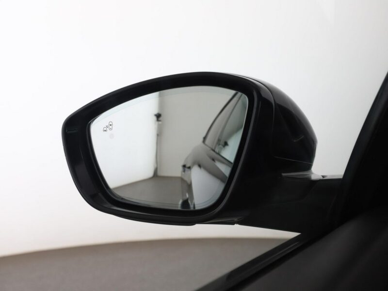 Peugeot 508 GT Line skóra/alcantra full LED panorama kamery II (2018-)