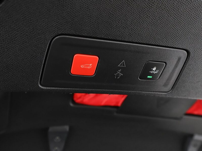 Peugeot 508 GT Line skóra/alcantra full LED panorama kamery II (2018-)