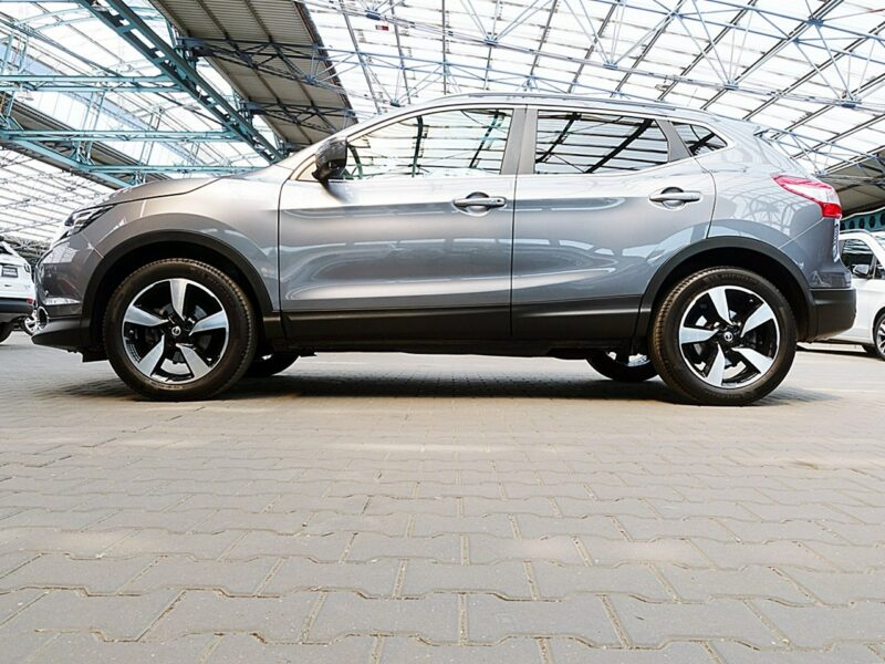 Nissan Qashqai TYLKO 71TYŚ KM PANORAMA+LED+NAVI+Kamera360 SERWIS GWAR. KRAJOWY BEZWYP II (2013-2021)