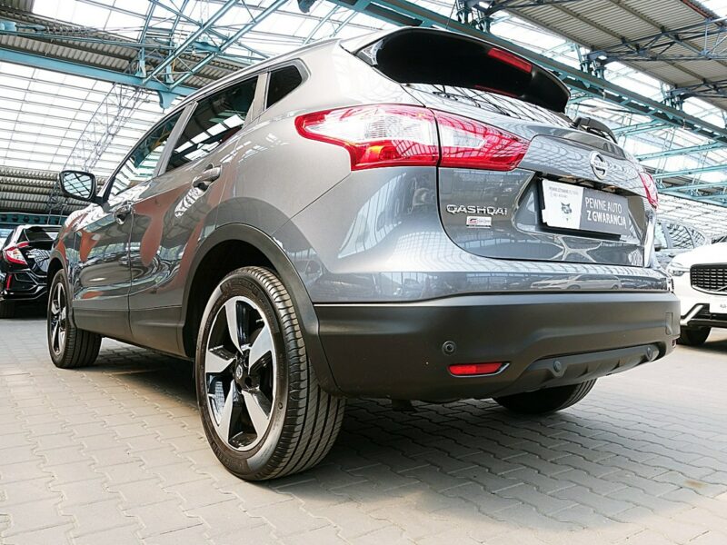 Nissan Qashqai TYLKO 71TYŚ KM PANORAMA+LED+NAVI+Kamera360 SERWIS GWAR. KRAJOWY BEZWYP II (2013-2021)