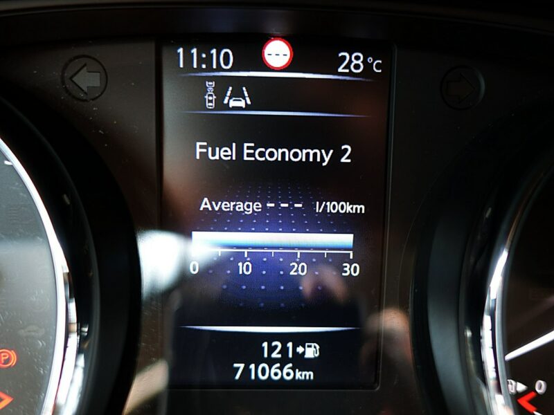 Nissan Qashqai TYLKO 71TYŚ KM PANORAMA+LED+NAVI+Kamera360 SERWIS GWAR. KRAJOWY BEZWYP II (2013-2021)