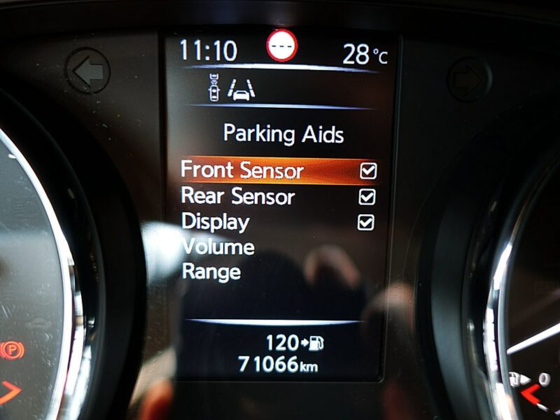 Nissan Qashqai TYLKO 71TYŚ KM PANORAMA+LED+NAVI+Kamera360 SERWIS GWAR. KRAJOWY BEZWYP II (2013-2021)