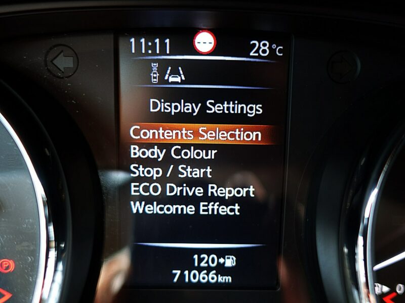 Nissan Qashqai TYLKO 71TYŚ KM PANORAMA+LED+NAVI+Kamera360 SERWIS GWAR. KRAJOWY BEZWYP II (2013-2021)