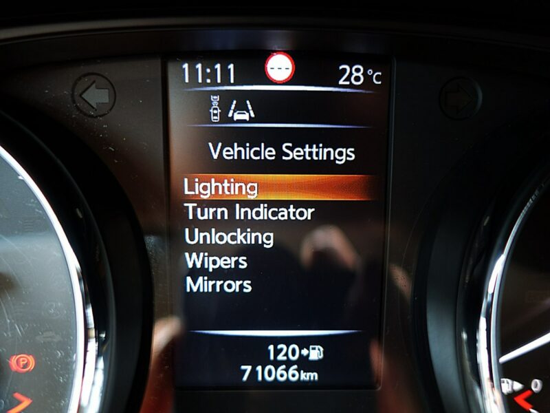 Nissan Qashqai TYLKO 71TYŚ KM PANORAMA+LED+NAVI+Kamera360 SERWIS GWAR. KRAJOWY BEZWYP II (2013-2021)