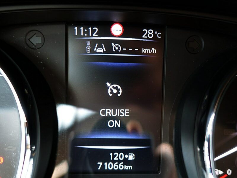 Nissan Qashqai TYLKO 71TYŚ KM PANORAMA+LED+NAVI+Kamera360 SERWIS GWAR. KRAJOWY BEZWYP II (2013-2021)
