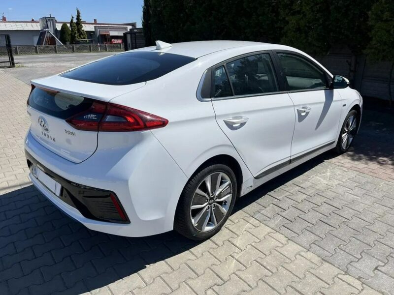 Hyundai IONIQ