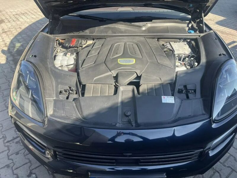 Porsche Cayenne Hybrid III(2017-)