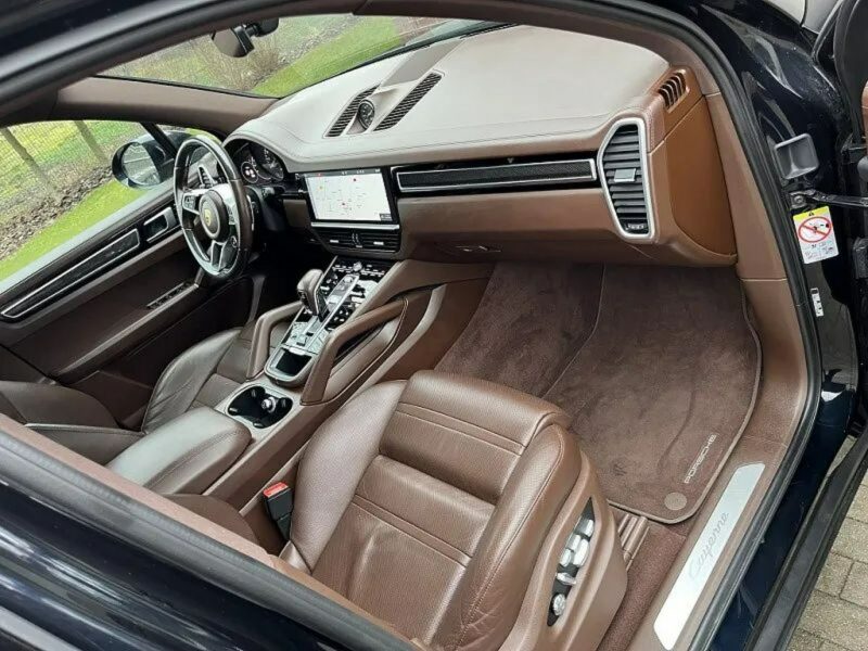 Porsche Cayenne Hybrid III(2017-)