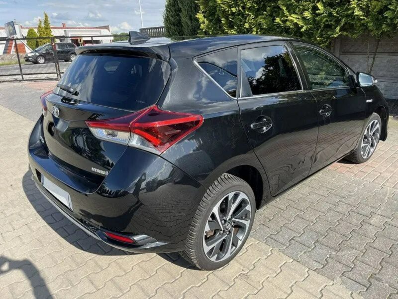 Toyota Auris II (2012-)