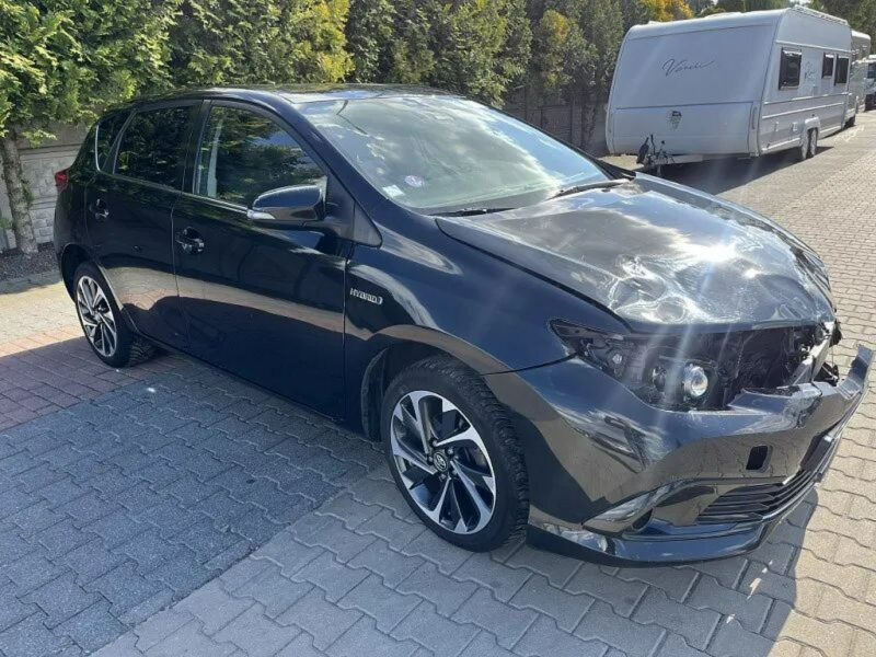 Toyota Auris II (2012-)