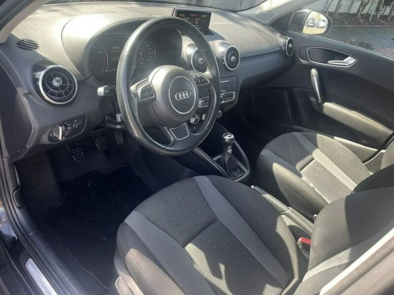 Audi A1 8X (2010-)