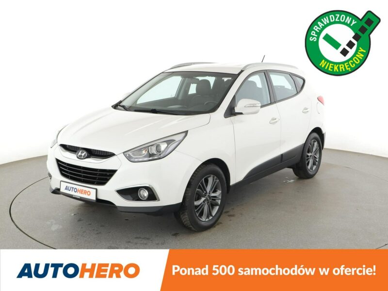 Hyundai ix35 półskóra LED klima auto grzane fotele czujniki parkowania