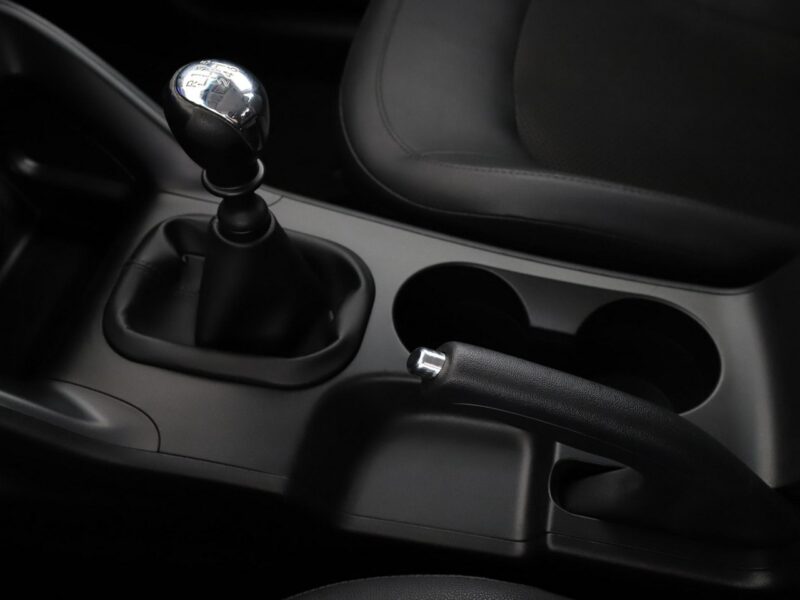 Hyundai ix35 półskóra LED klima auto grzane fotele czujniki parkowania