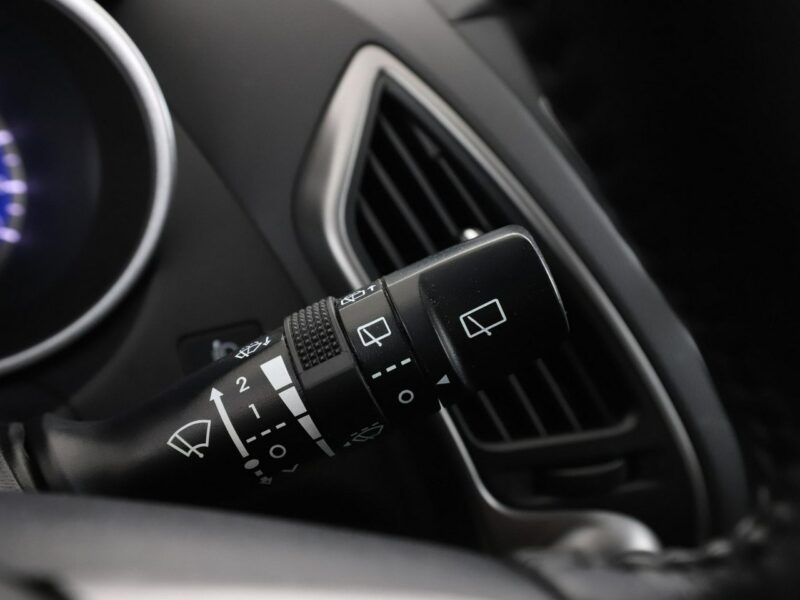 Hyundai ix35 półskóra LED klima auto grzane fotele czujniki parkowania