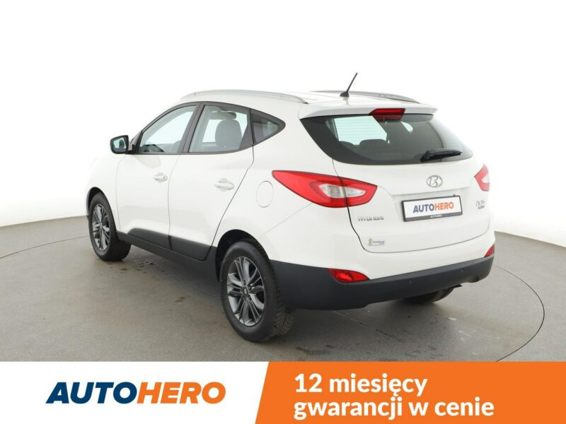 Hyundai ix35 półskóra LED klima auto grzane fotele czujniki parkowania