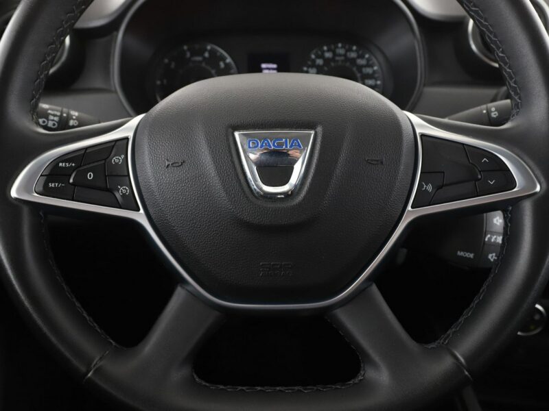 Dacia Duster LPG klimatyzacja LED czujniki parkowania hak II (2017-2024)