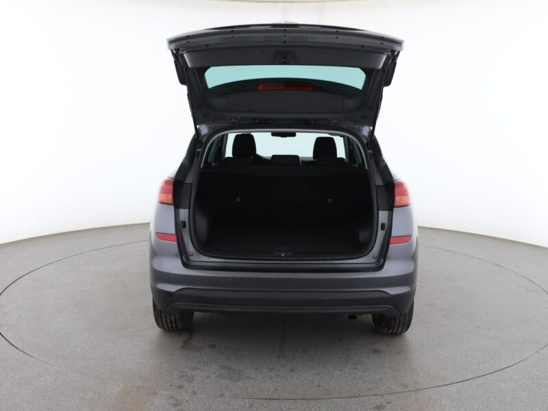 Hyundai Tucson PDC klima auto grzane fotele navi bluetooth III (2015-2020)