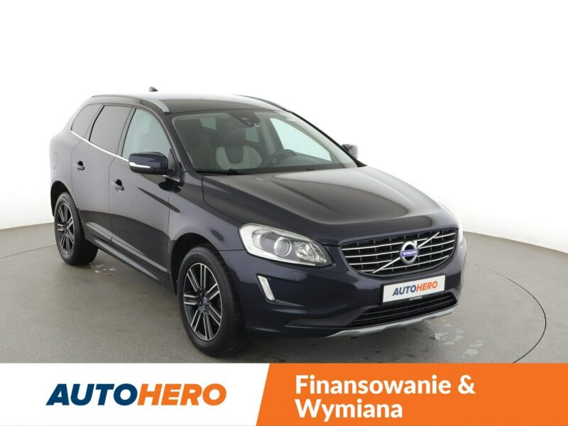 Volvo XC 60 automat bi-xenon skóra navi el. sterowane i grzane fotele czujniki par II (2017-)