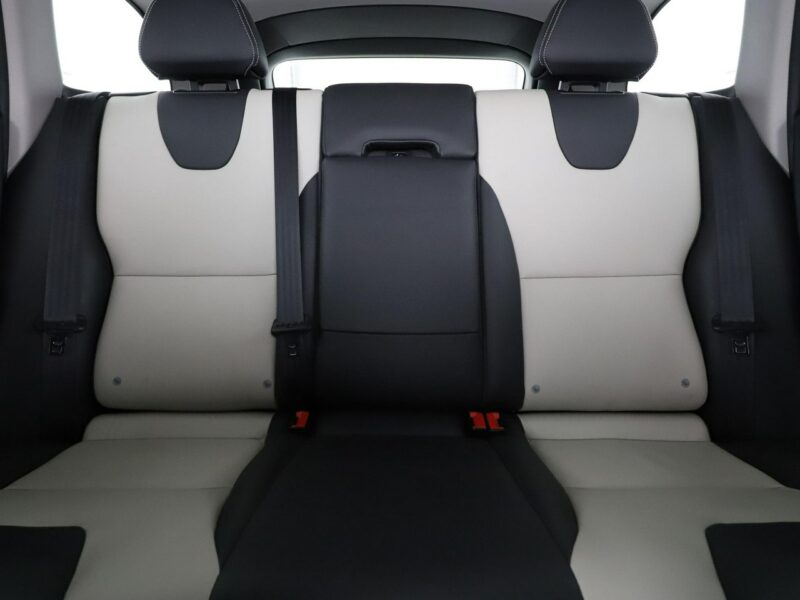 Volvo XC 60 automat bi-xenon skóra navi el. sterowane i grzane fotele czujniki par II (2017-)