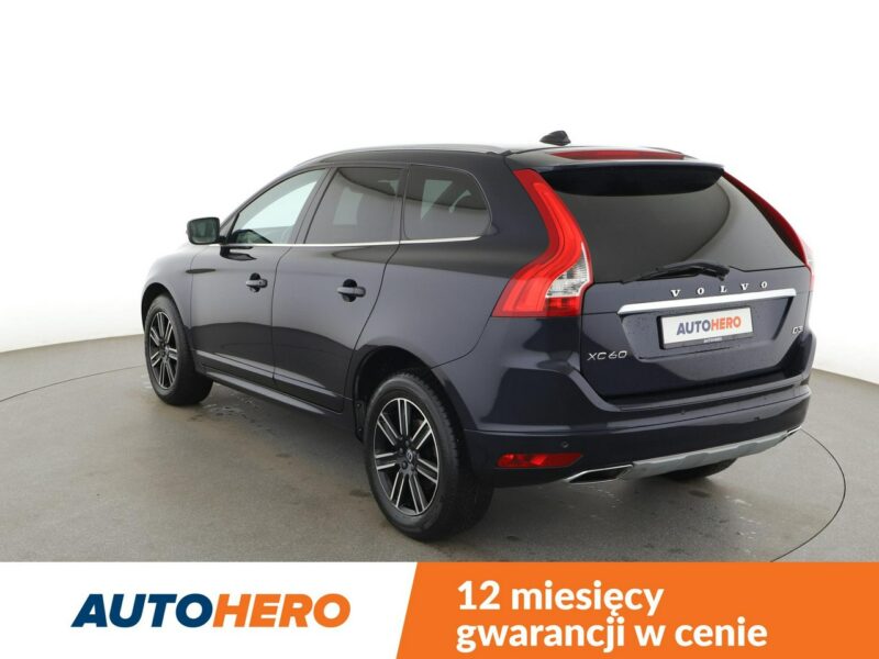 Volvo XC 60 automat bi-xenon skóra navi el. sterowane i grzane fotele czujniki par II (2017-)