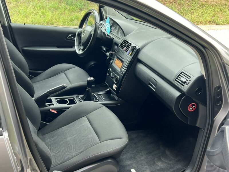 Mercedes A 160 Mercedes A 160 Zarejestrowany Klimatyzacja 2.0 CDI W169 (2004-2012)