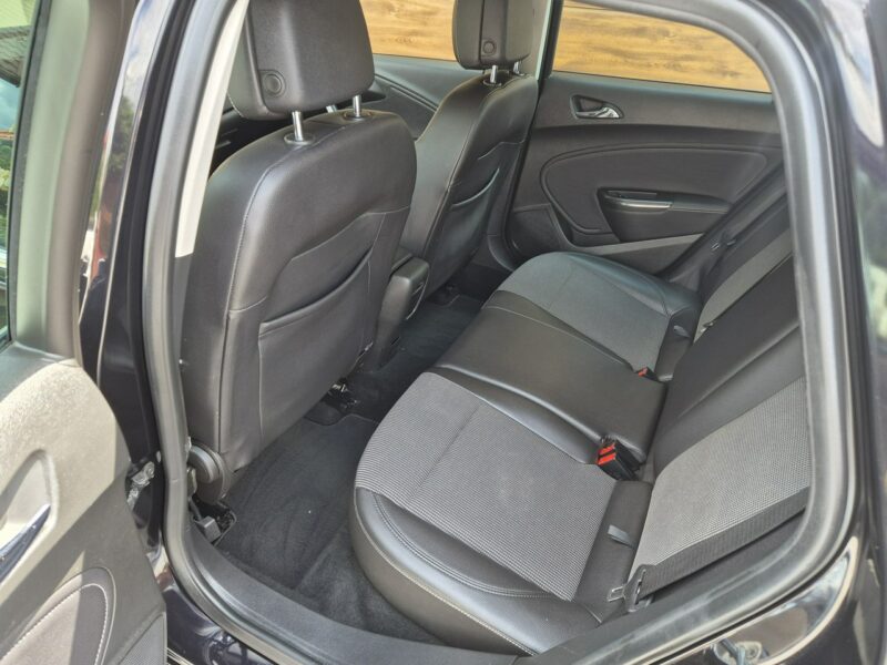 Opel Astra 1.6T 180KM, Piękna- Ksenony, Navi, Półskóra, Sport, Chromy J (2009-2019)