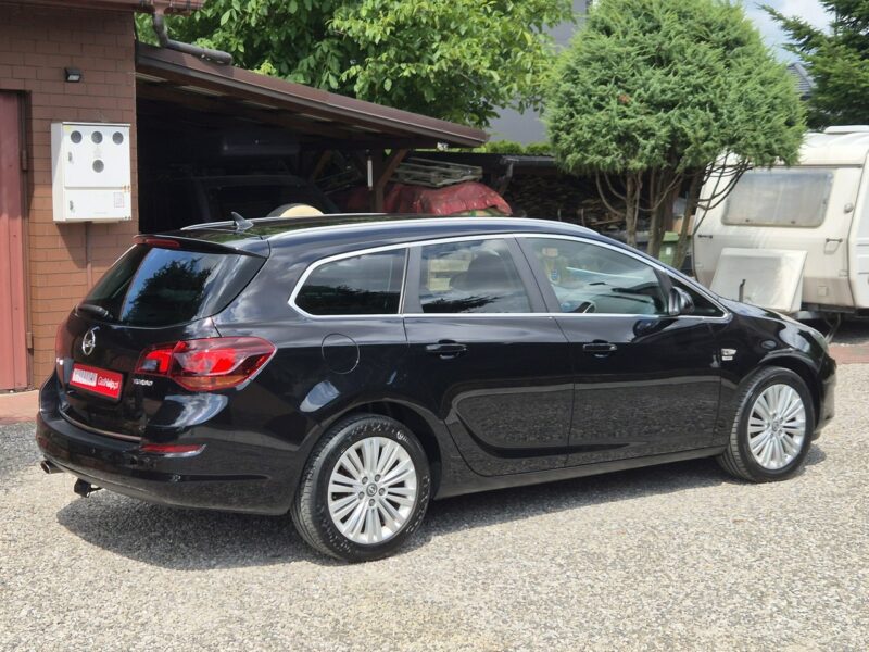 Opel Astra 1.6T 180KM, Piękna- Ksenony, Navi, Półskóra, Sport, Chromy J (2009-2019)