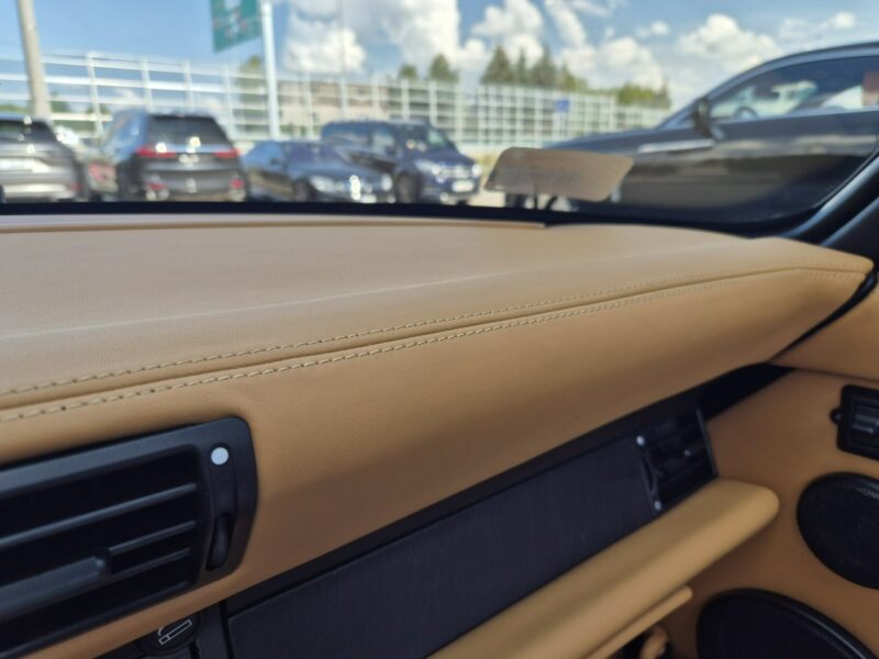 Porsche 911 Carrera 2 Cabrio. Po odbudowie. Nowe wnętrze. 964 (1989-1994)