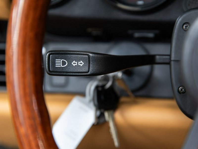 Porsche 911 Carrera 2 Cabrio. Po odbudowie. Nowe wnętrze. 964 (1989-1994)