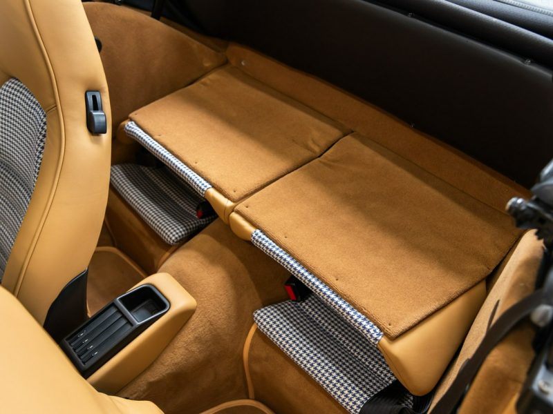 Porsche 911 Carrera 2 Cabrio. Po odbudowie. Nowe wnętrze. 964 (1989-1994)