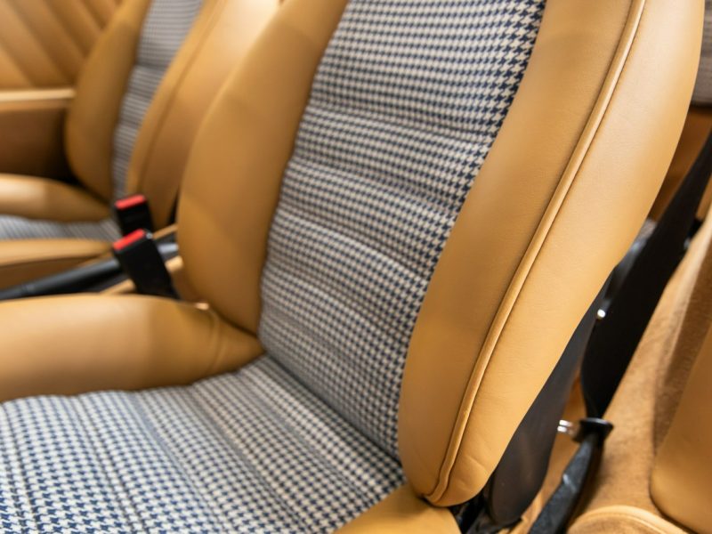 Porsche 911 Carrera 2 Cabrio. Po odbudowie. Nowe wnętrze. 964 (1989-1994)