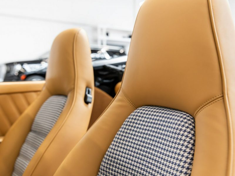 Porsche 911 Carrera 2 Cabrio. Po odbudowie. Nowe wnętrze. 964 (1989-1994)