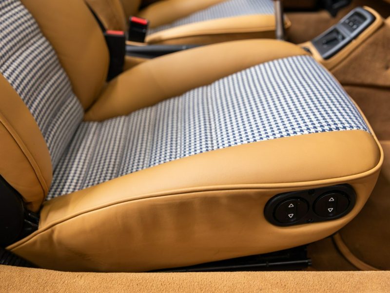 Porsche 911 Carrera 2 Cabrio. Po odbudowie. Nowe wnętrze. 964 (1989-1994)