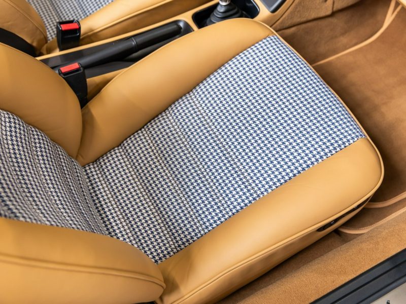 Porsche 911 Carrera 2 Cabrio. Po odbudowie. Nowe wnętrze. 964 (1989-1994)