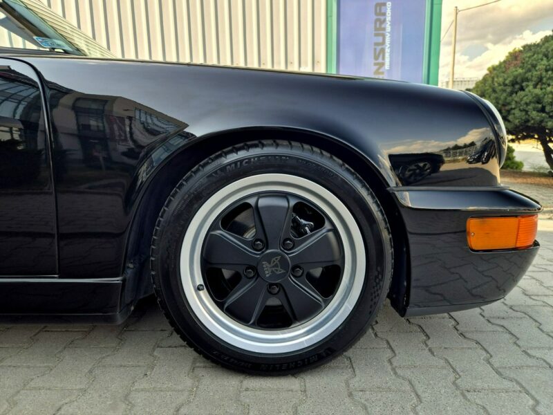 Porsche 911 Carrera 2 Cabrio. Po odbudowie. Nowe wnętrze. 964 (1989-1994)