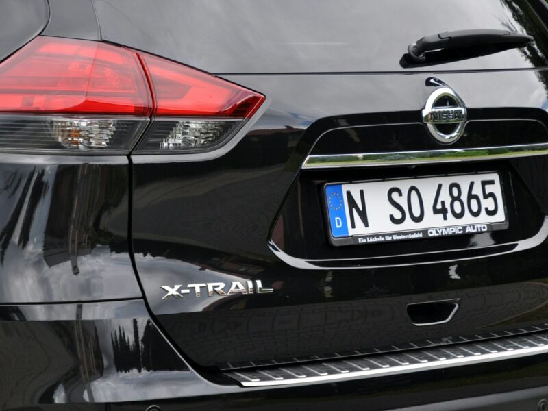 Nissan X-Trail 2.0dCi(130KM)*Bi-Xenon*Led*Navi*Kamera*Skóry*Panorama*BLS*Alu19"FULL III (2014-2021)