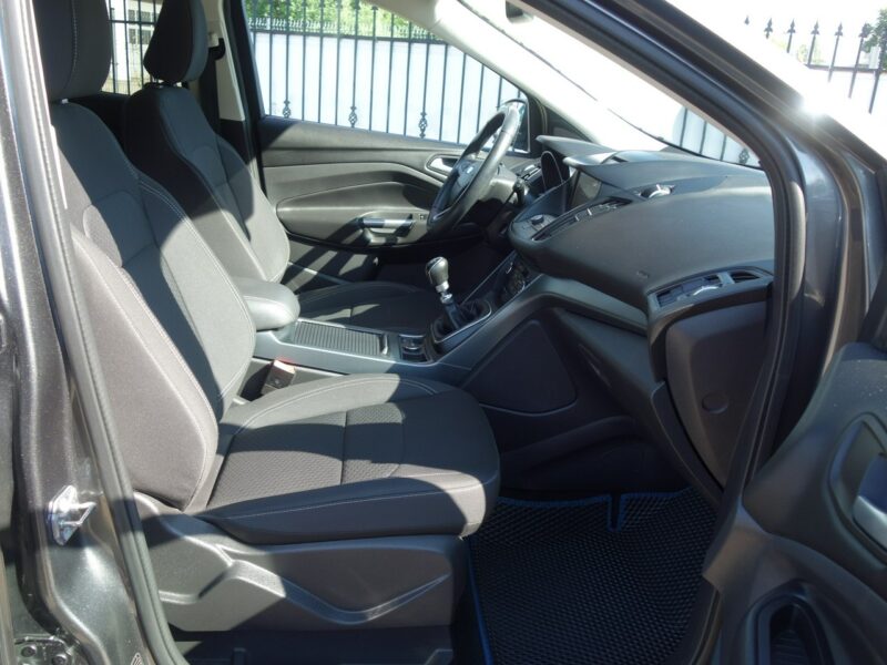 Ford Kuga FORD KUGA III (2019-)