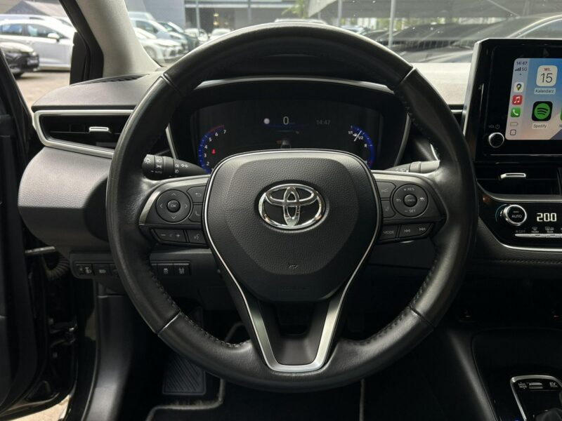 Toyota Corolla 1.8 Hybrid 122KM COMFORT TECH, salon Polska, gwarancja, FV23% Seria E16 (2012-)