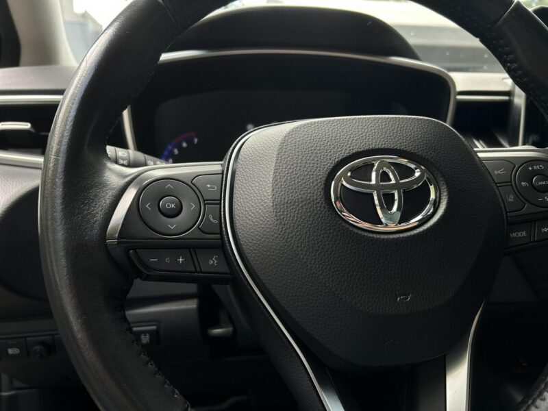 Toyota Corolla 1.8 Hybrid 122KM COMFORT TECH, salon Polska, gwarancja, FV23% Seria E16 (2012-)
