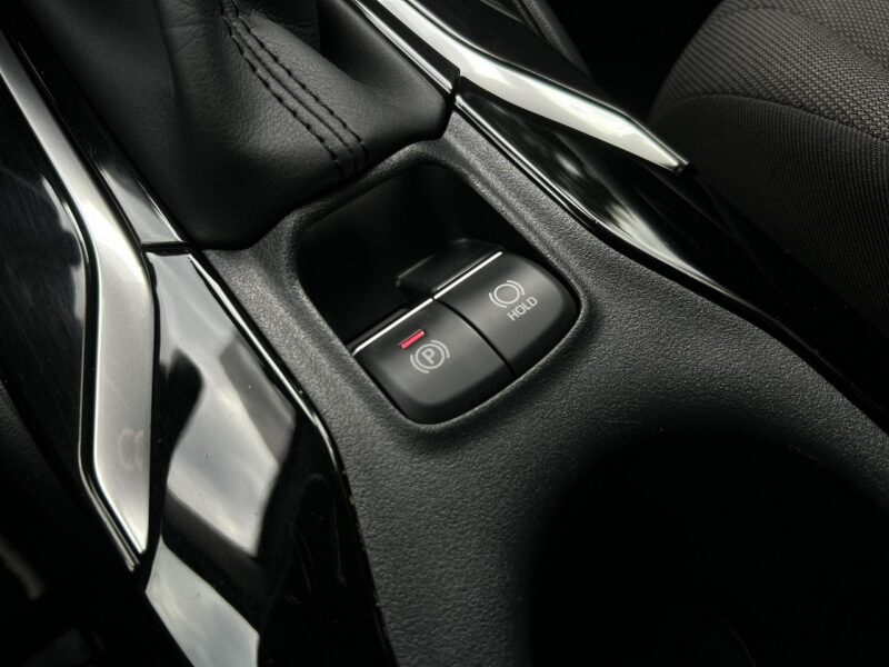 Toyota Corolla 1.8 Hybrid 122KM COMFORT TECH, salon Polska, gwarancja, FV23% Seria E16 (2012-)