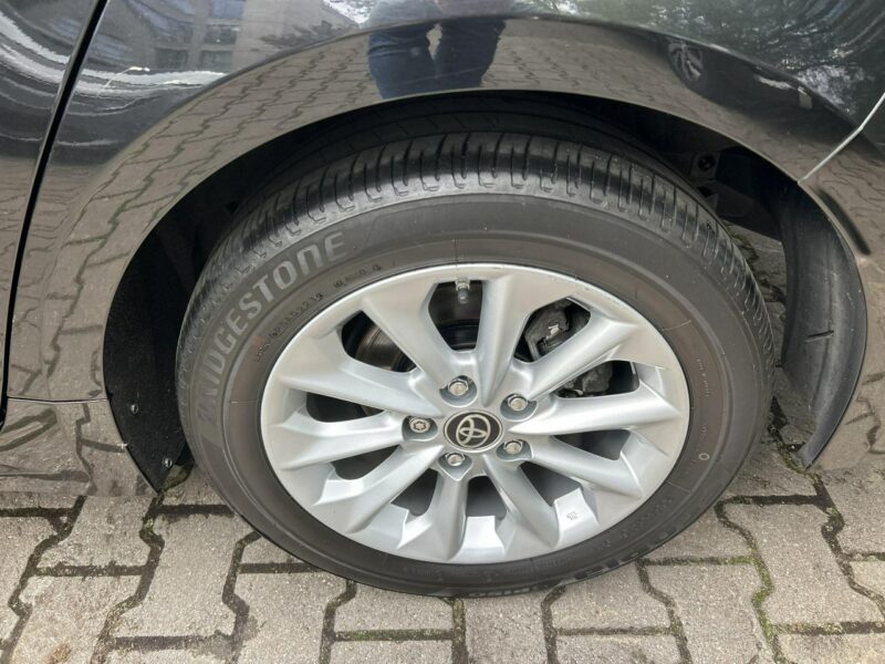 Toyota Corolla 1.8 Hybrid 122KM COMFORT TECH, salon Polska, gwarancja, FV23% Seria E16 (2012-)