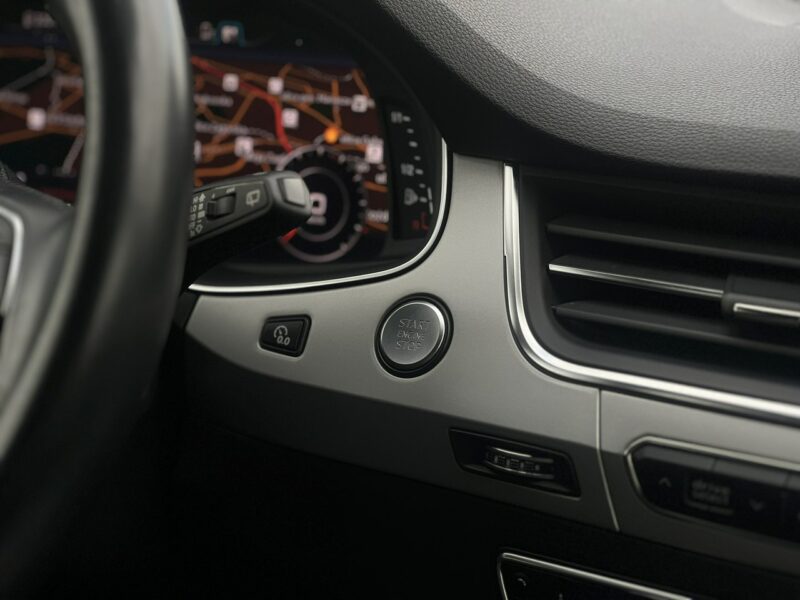 Audi Q7 Salon Polska Poleasingowy II właściciel ASO VAT 23% Bezwypadkowy III (2015-)