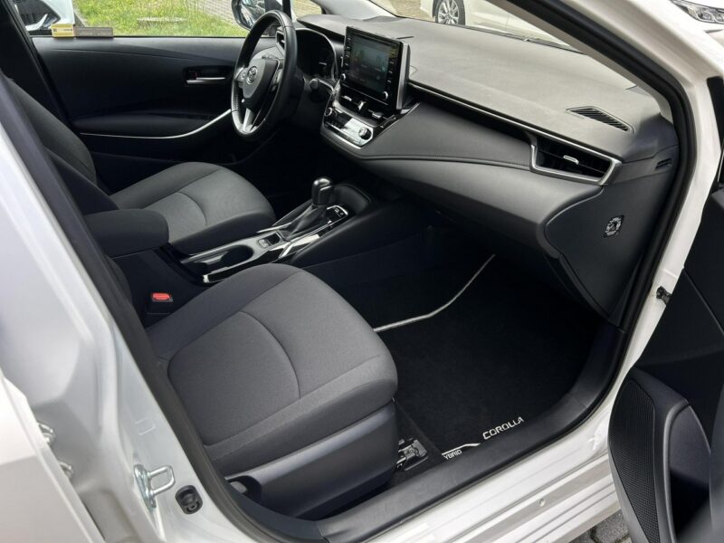 Toyota Corolla 1.8 Hybrid 122KM COMFORT, salon Polska, gwarancja, FV23% Seria E16 (2012-)
