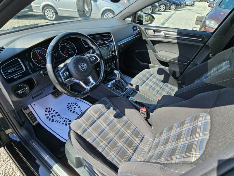Volkswagen Golf GTE * DSG * Niski Udok.Przebieg* 1,4 BENZ + EE * 150KM * GWARANCJA VII (2012-)