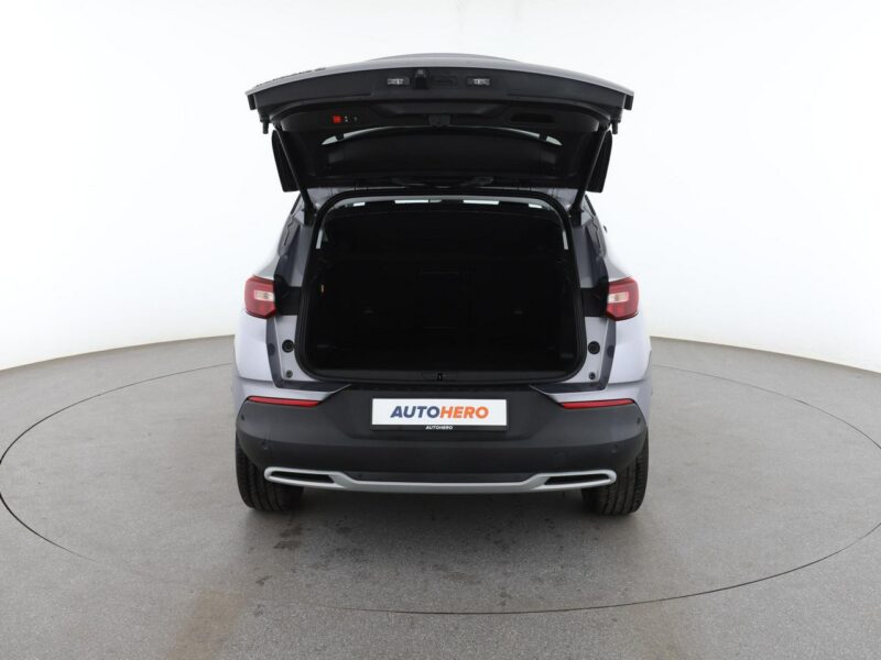 Opel Grandland X FV23 INNOVATION Automat Klimatronik Navi Tempomat Grzane Fotele Kam360