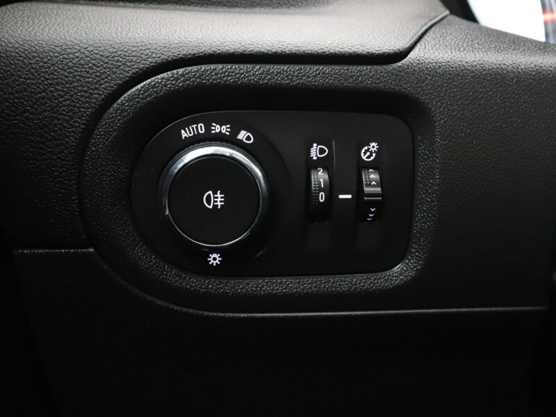 Opel Grandland X FV23 INNOVATION Automat Klimatronik Navi Tempomat Grzane Fotele Kam360