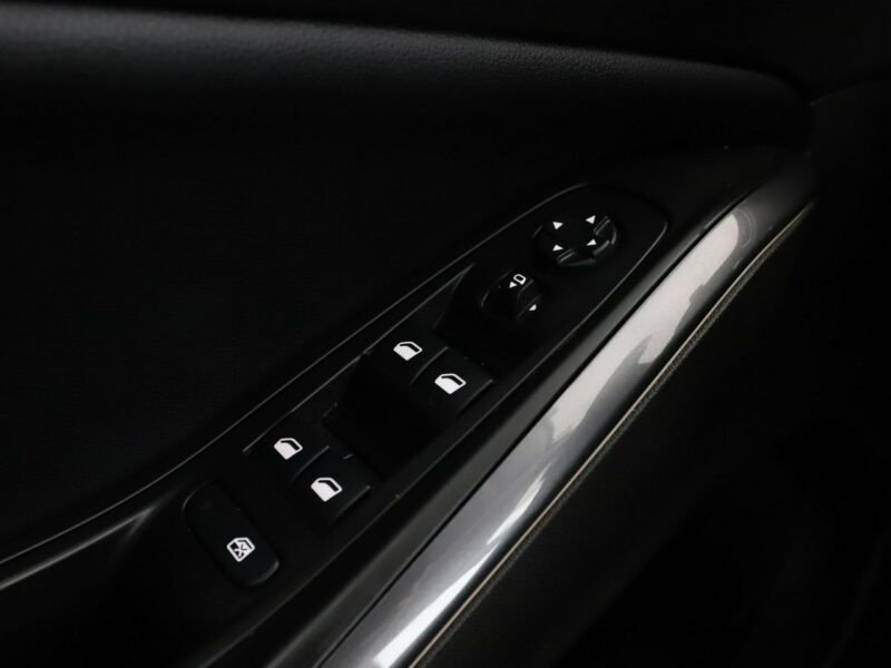 Opel Grandland X FV23 INNOVATION Automat Klimatronik Navi Tempomat Grzane Fotele Kam360